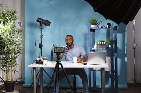 professional video blogging (vlogging) studios [city]